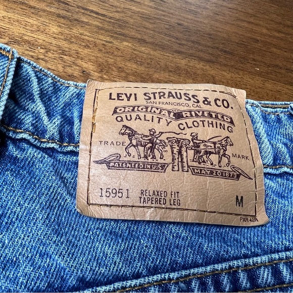 Vintage Levi’s Orange Tab Made In USA Cut-Off Shorts Size 12 - Picture 7 of 16